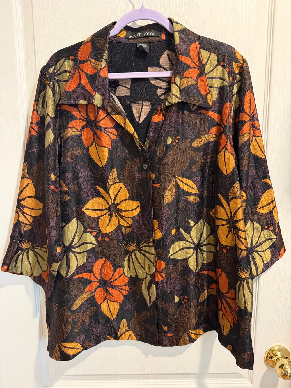 Scott Taylor Women's Black Floral Button-Up Blouse